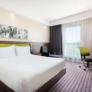 Kamer met een Queen Size Bed